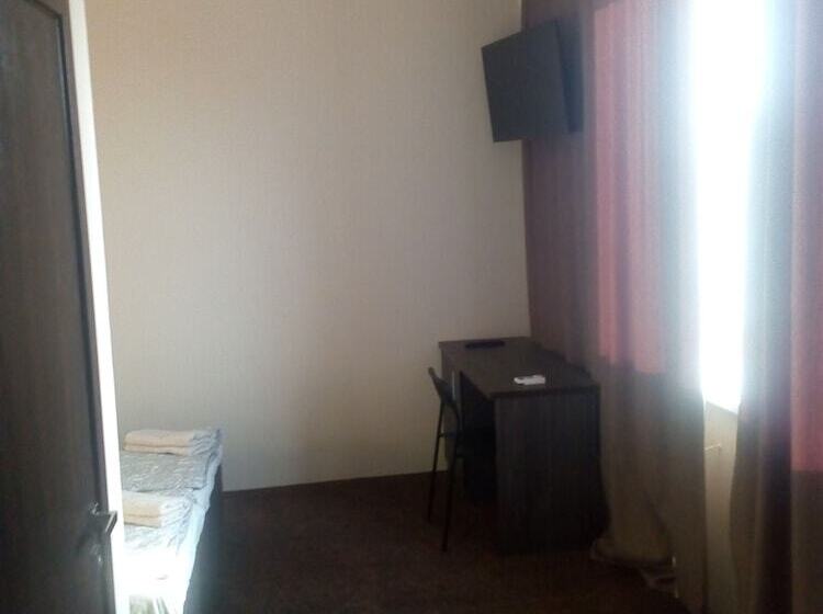 צימר Guesthouse On Rodnikovaya 9