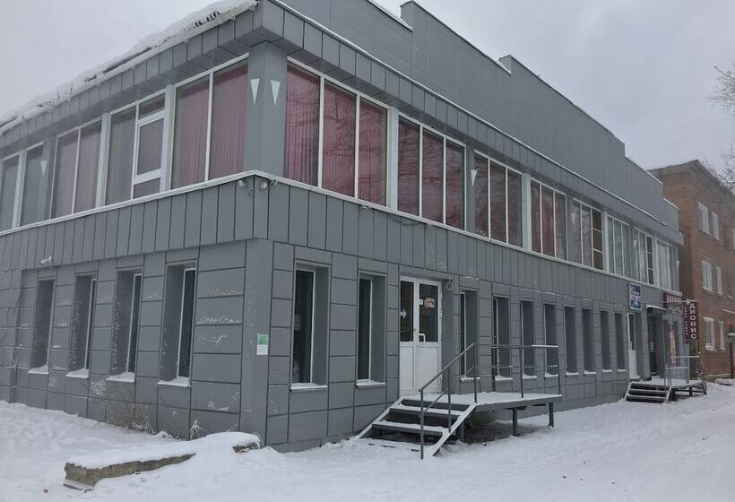 مبيت وإفطار Kosmos