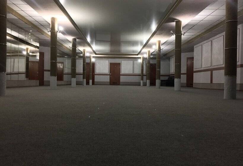 مبيت وإفطار Kosmos