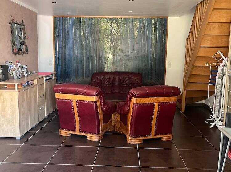 ベッドアンドブレックファースト Le Petit Manoir