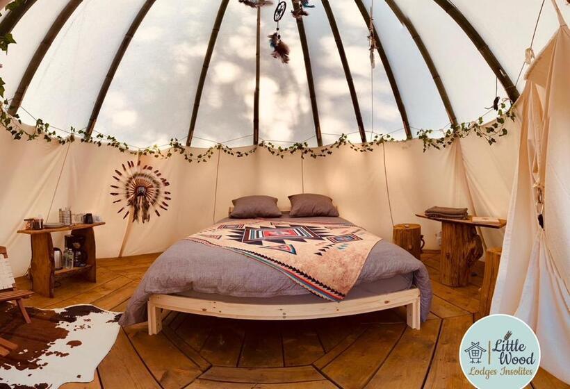 민박 Little Wood Lodges Insolites