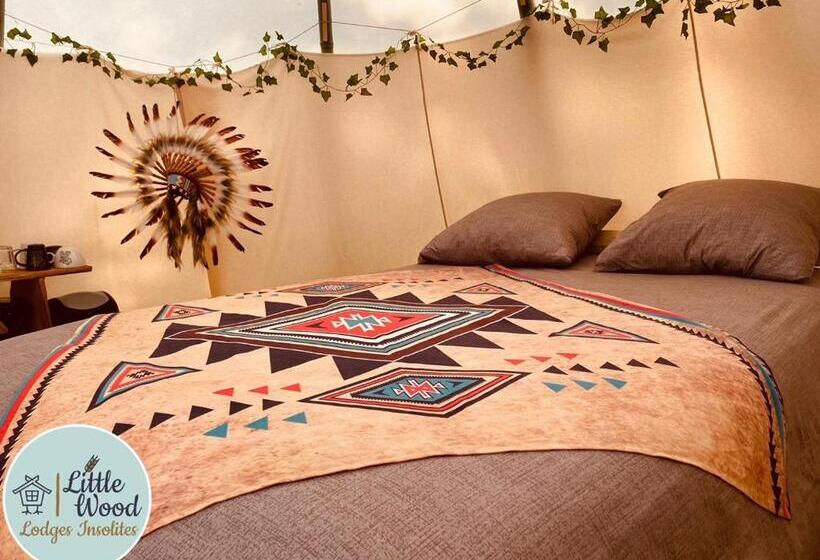 민박 Little Wood Lodges Insolites