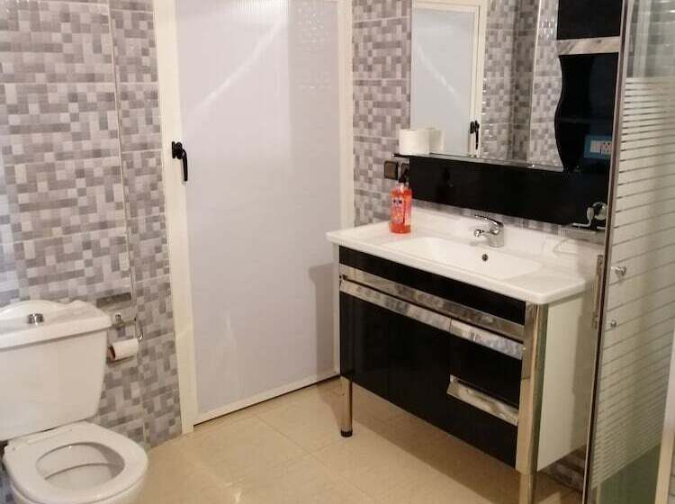 تختخواب و صبحانه Mohammed V Airport Home