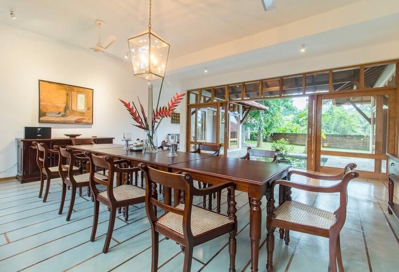 צימר Niketh Villa Kandy