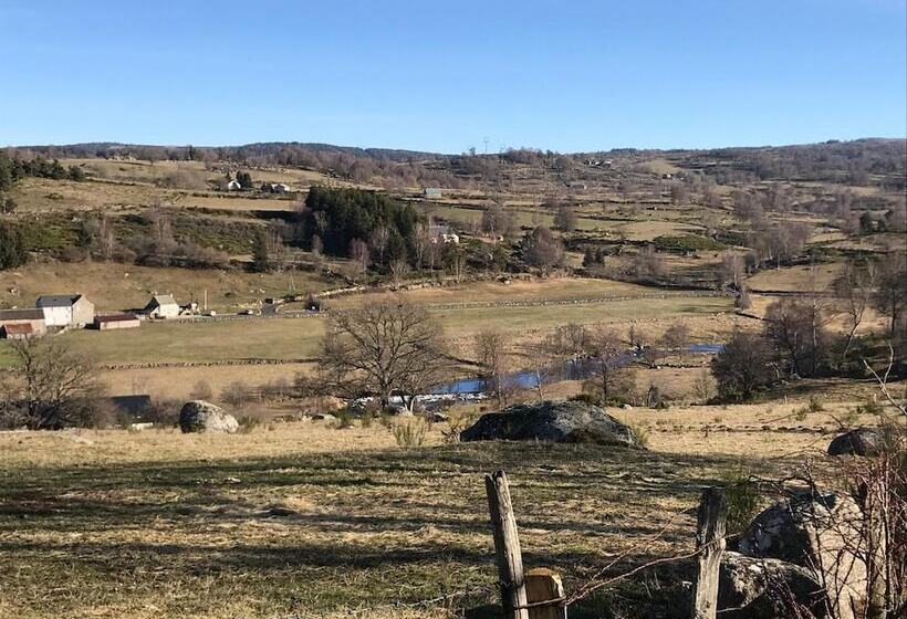 민박 Une Parenthèse En Aubrac