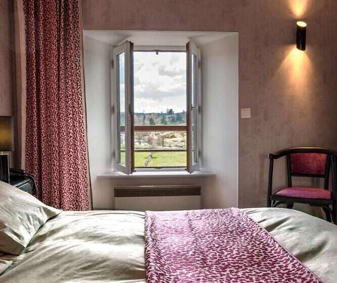 민박 Une Parenthèse En Aubrac