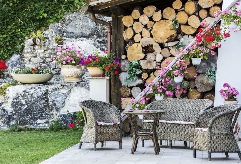 مبيت وإفطار Villa Cappelletti