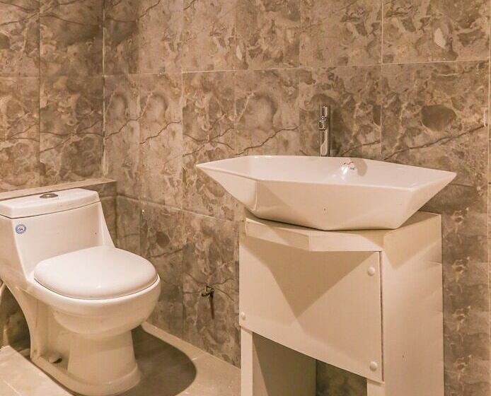 Capital O 22428 Hotel Dreams