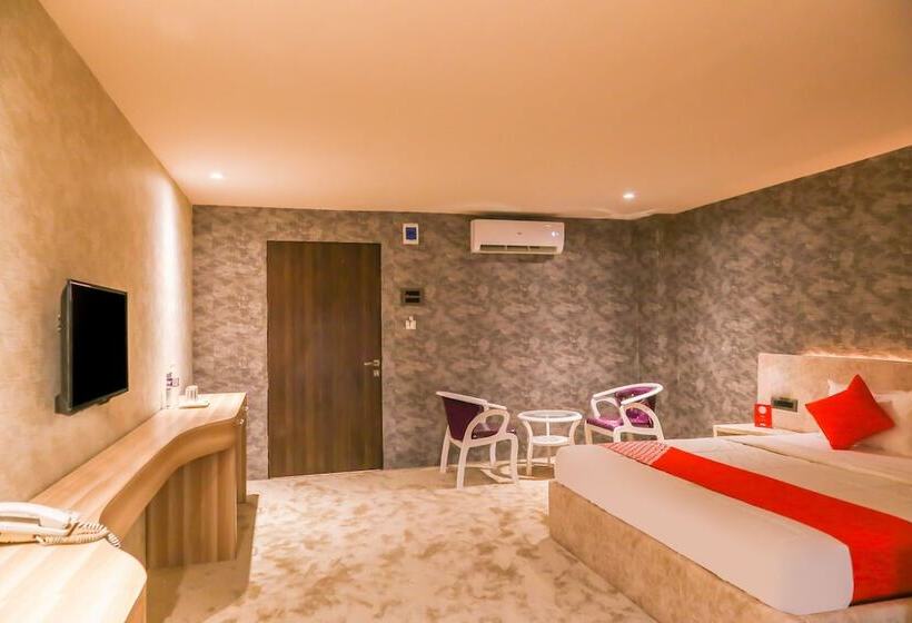 Capital O 22428 Hotel Dreams