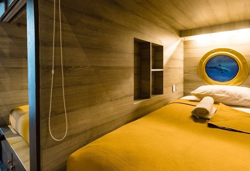D Gobers Hostel Seminyak By Gumilang Hospitality