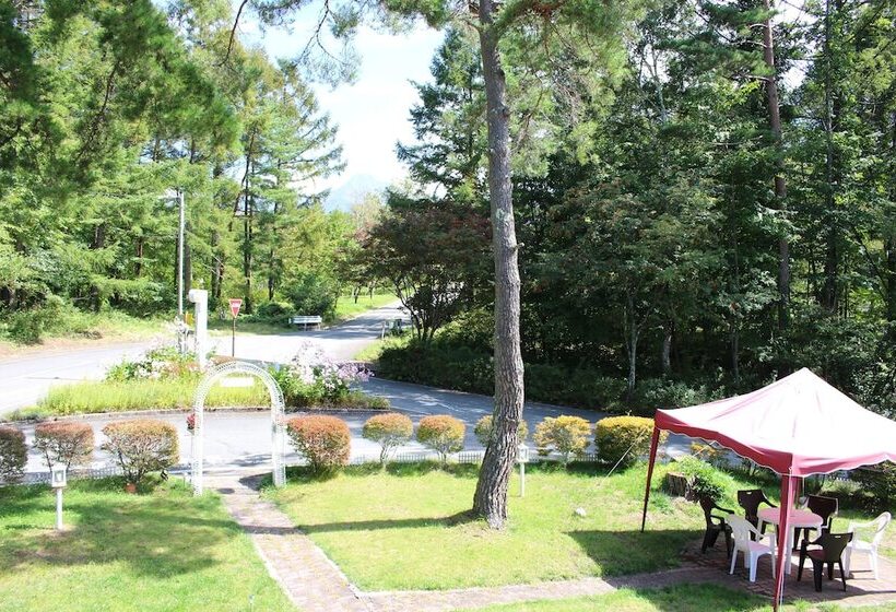 Hirotani Pension & Lodge