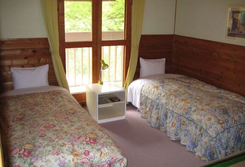 Hirotani Pension & Lodge