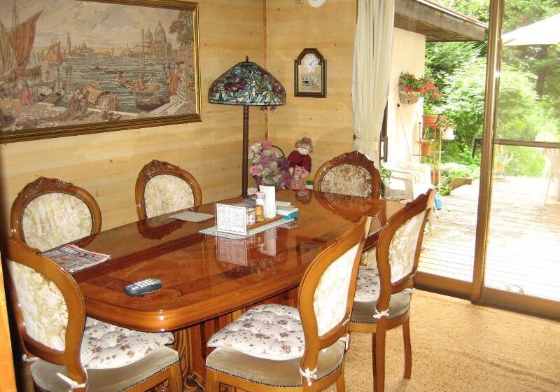 Hirotani Pension & Lodge