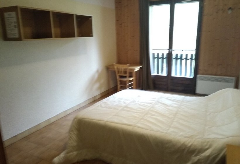 פונדק Chalet Les Sapins Enchantés