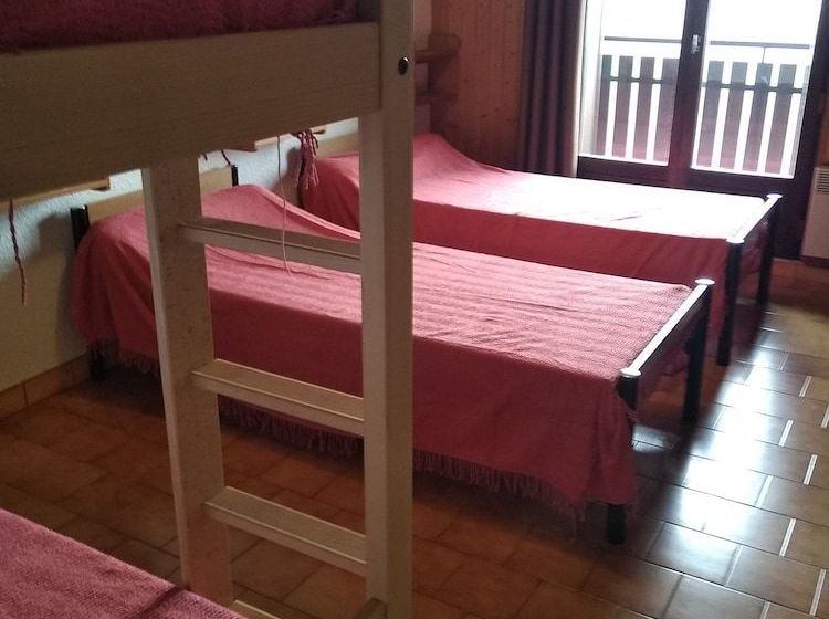 פונדק Chalet Les Sapins Enchantés