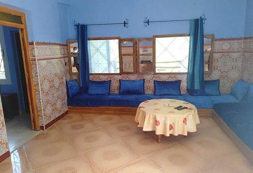 مسافرخانه Maison D Out Parc Akchour