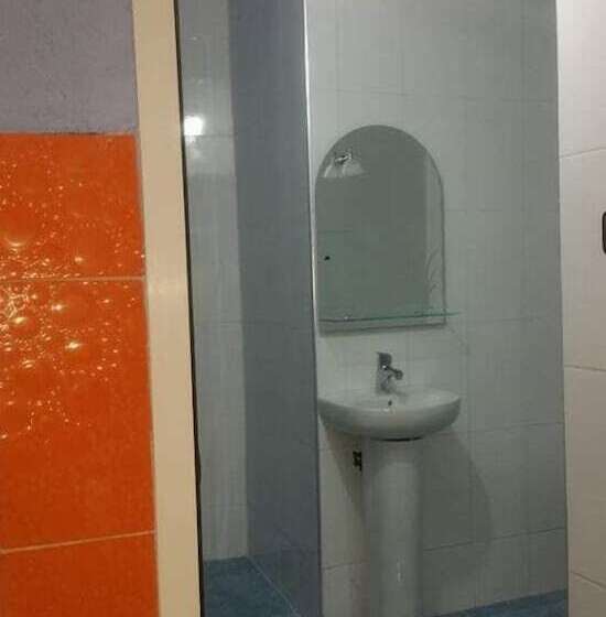 مسافرخانه Maison D Out Parc Akchour