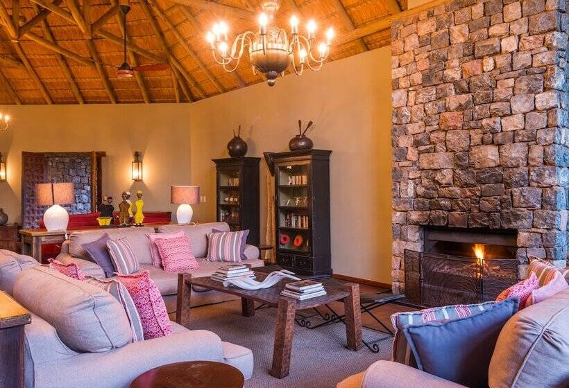 Отель Aha Thakadu River Camp