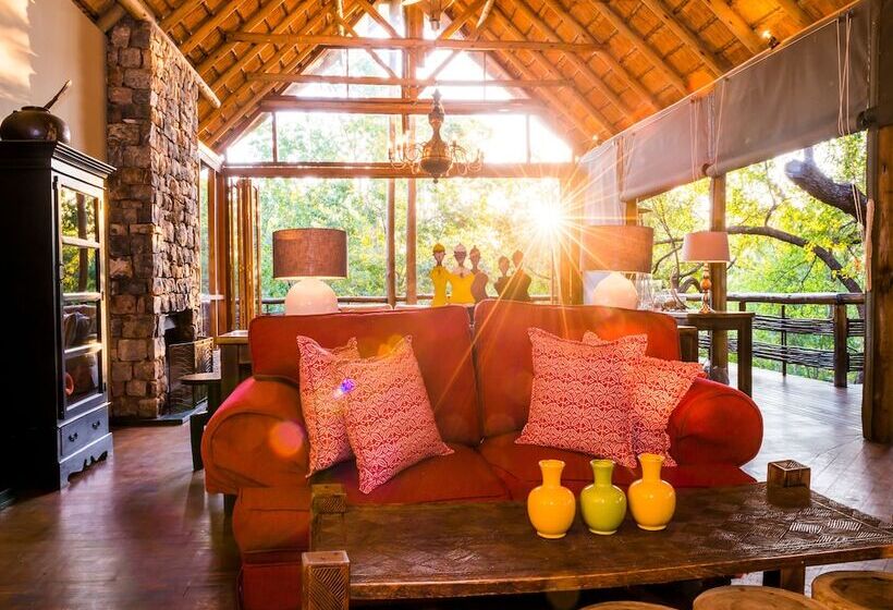 Отель Aha Thakadu River Camp