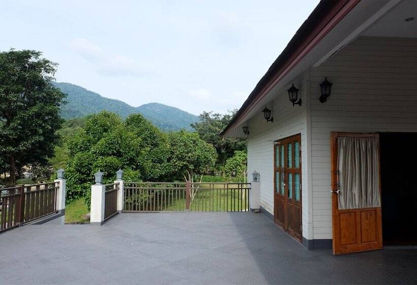 ホテル Akantuka Homestay