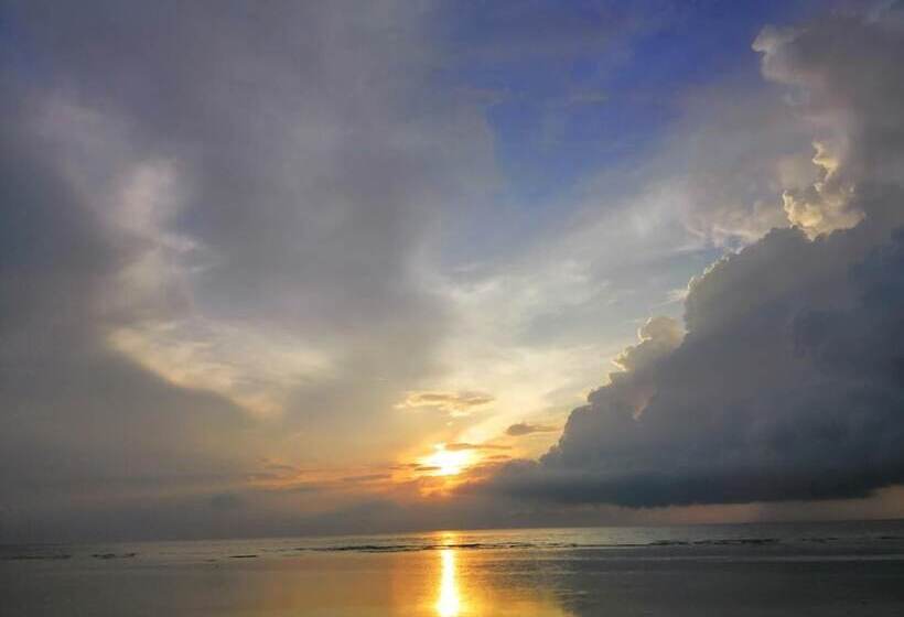 هتل Andnindot Garden Resort