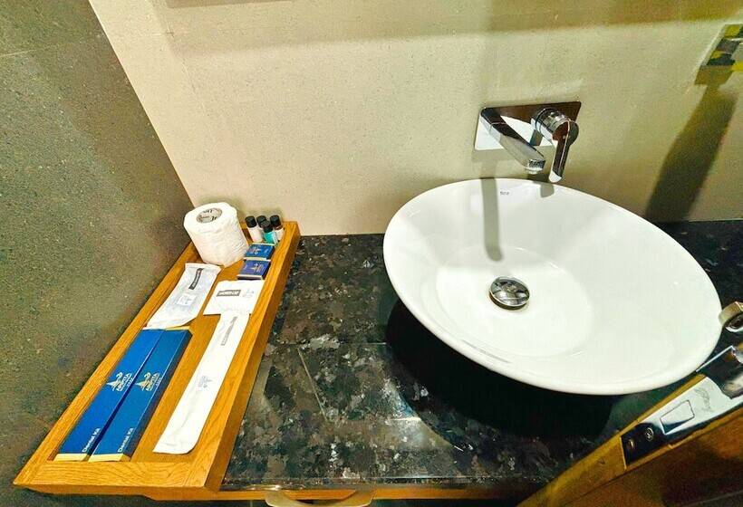 בית מלון כפרי Arpita Beach Resort