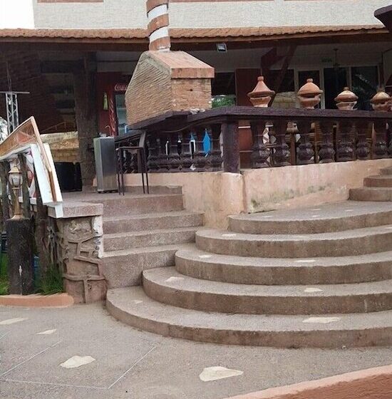 هتل Auberge Khenifra