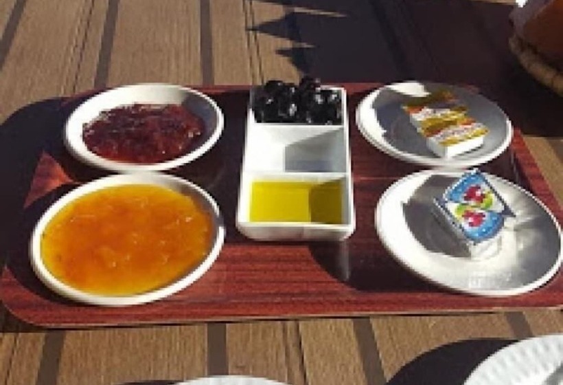 هتل Auberge Restaurant Le Safran Taliouine