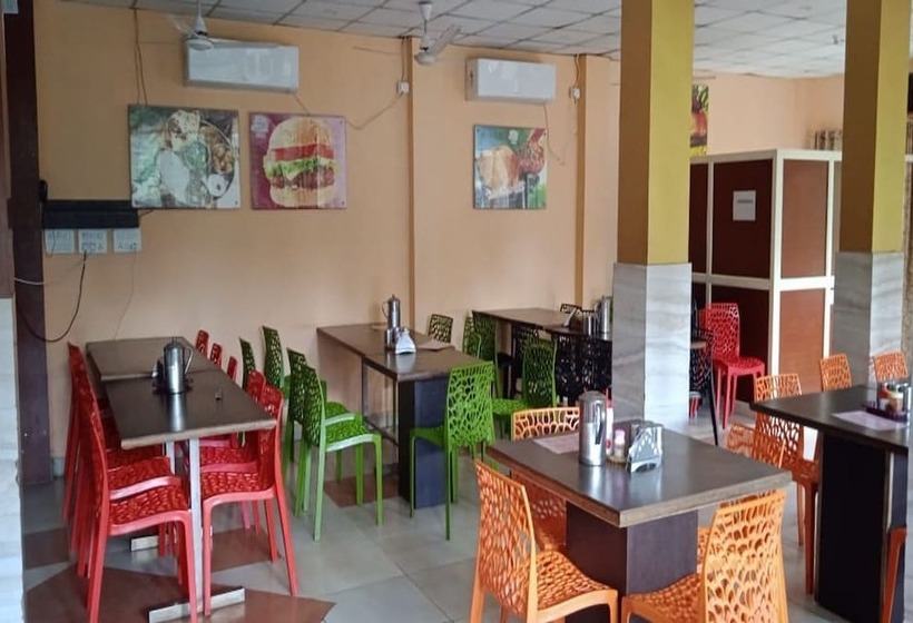 酒店 Chakasha Govindam