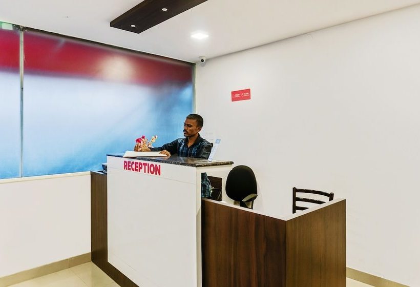 فندق Comfort Inn By Oyo Rooms