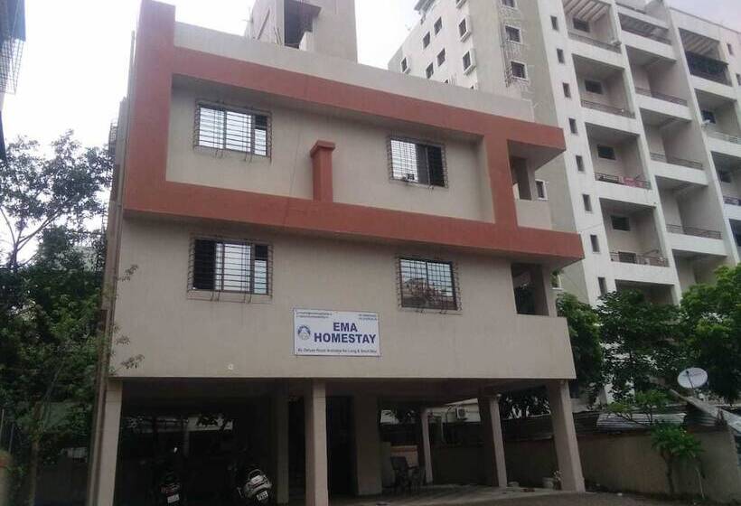 فندق Ema Homestay