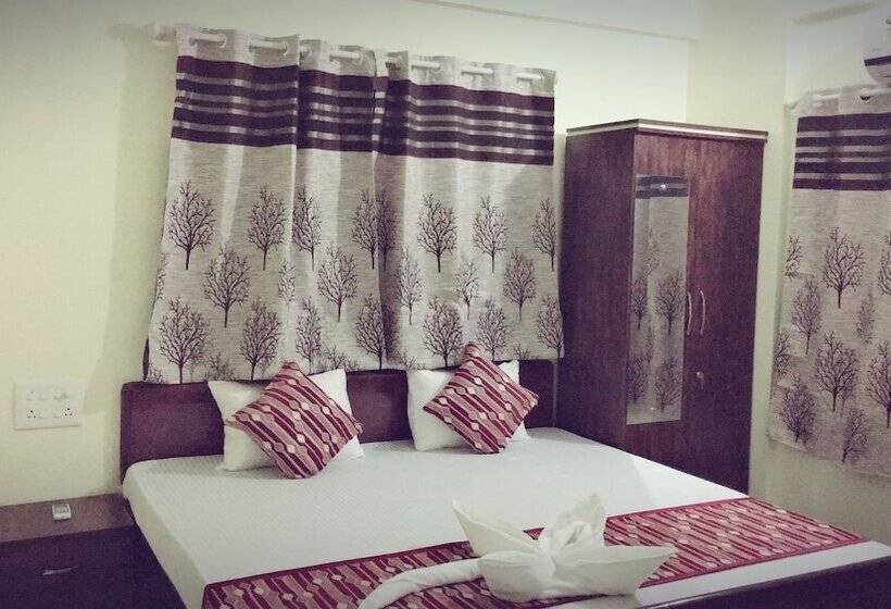 فندق Ema Homestay