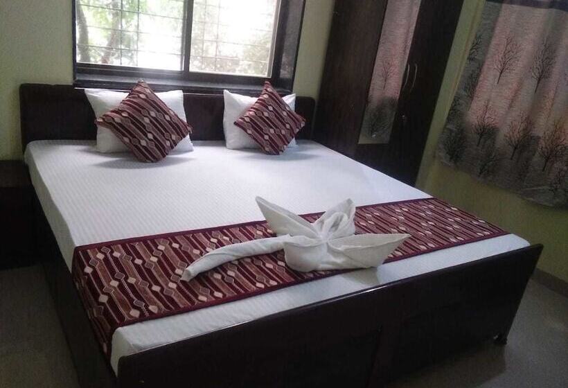 فندق Ema Homestay