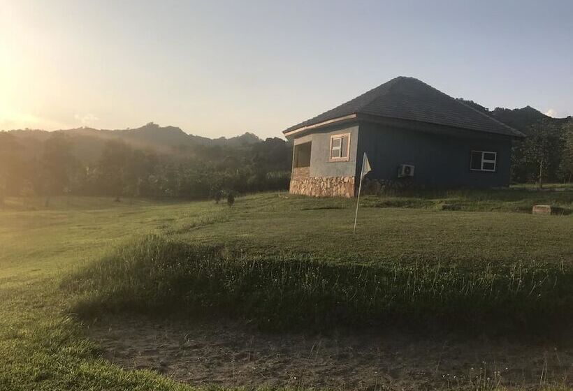 בית מלון כפרי Grand Eco Cabanas