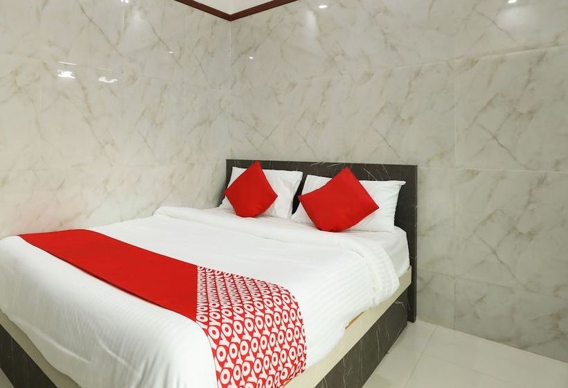 فندق Guru Comforts By Oyo Rooms