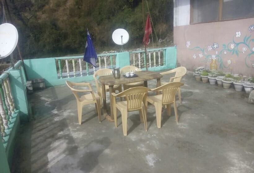 ホテル Hanumant Inn