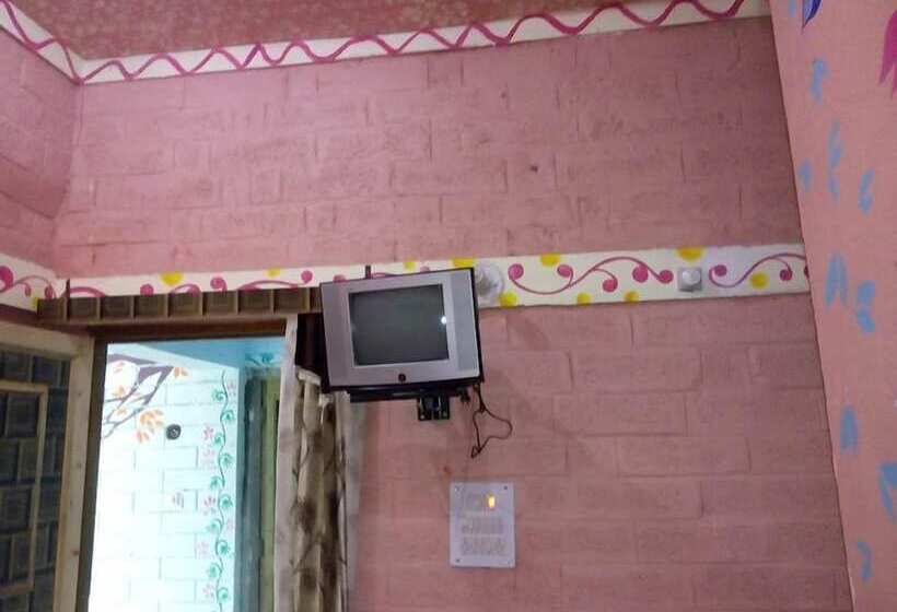 ホテル Hanumant Inn