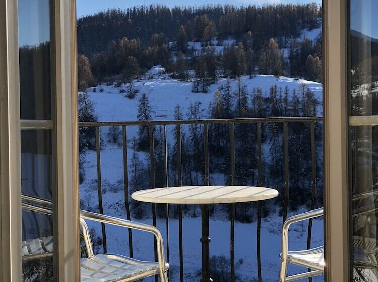 فندق Hôtel Génépi