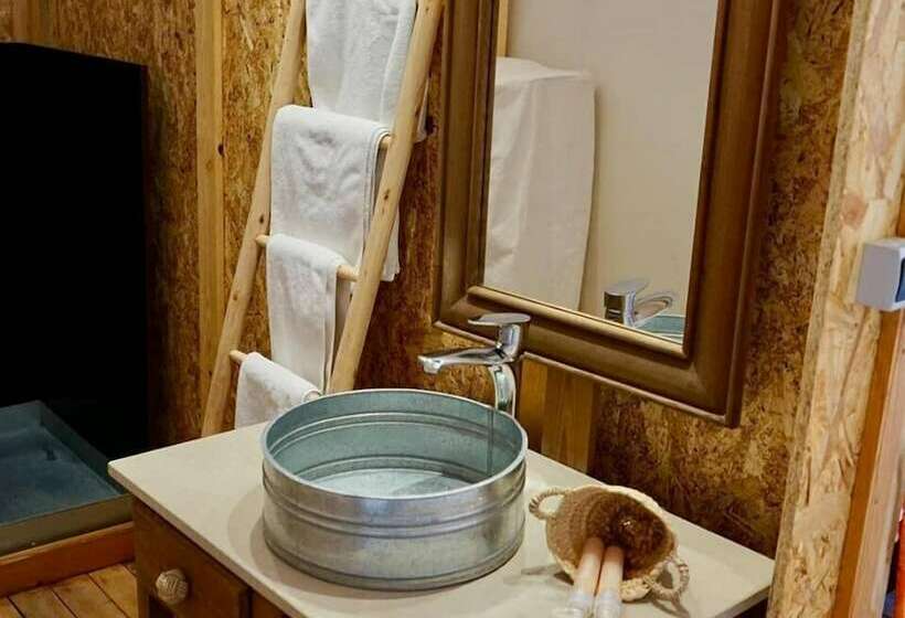 فندق Inara Camp