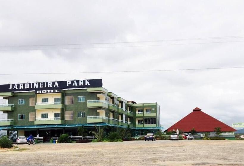 ホテル Jardineira Park