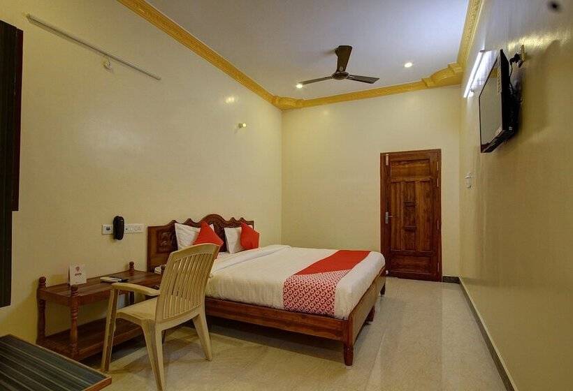 Отель K S Residency By Oyo Rooms