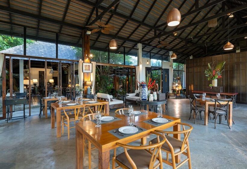 בית מלון כפרי Kachong Hills Tented Resort Trang