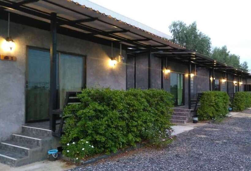 Отель Kiangchai Resort