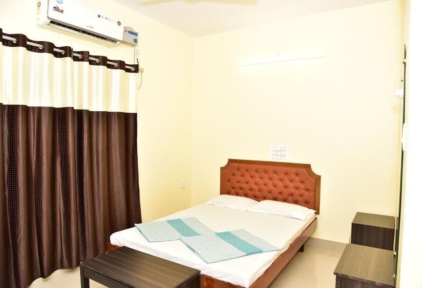 فندق Kola Paradise