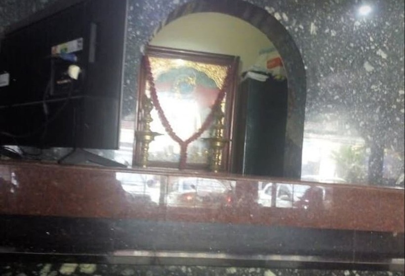 酒店 Krishna Tourist Home