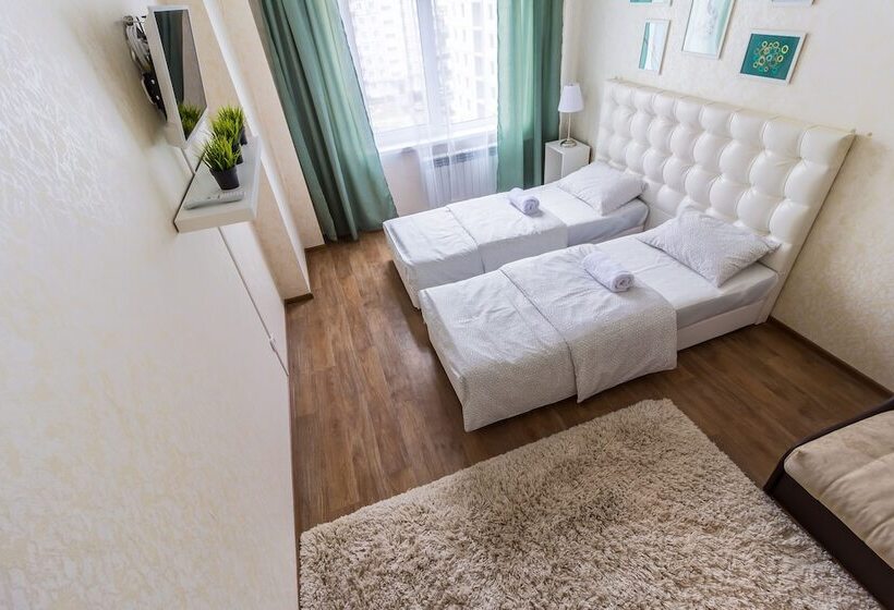 Отель Kvartalapartments On Konotopskaya 4