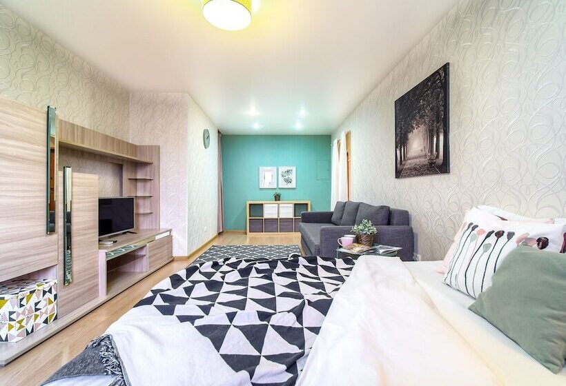 فندق Kvartalapartments On Volzhskaya Naberezhnaya, 19