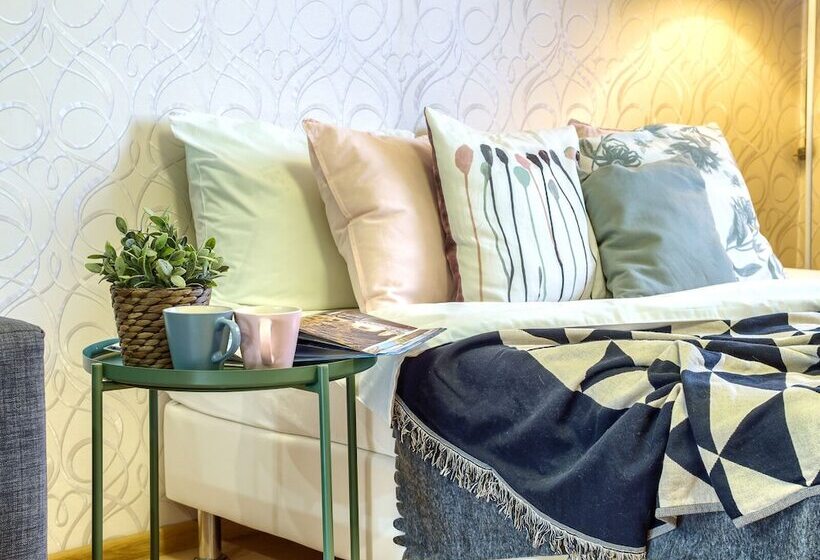 فندق Kvartalapartments On Volzhskaya Naberezhnaya, 19