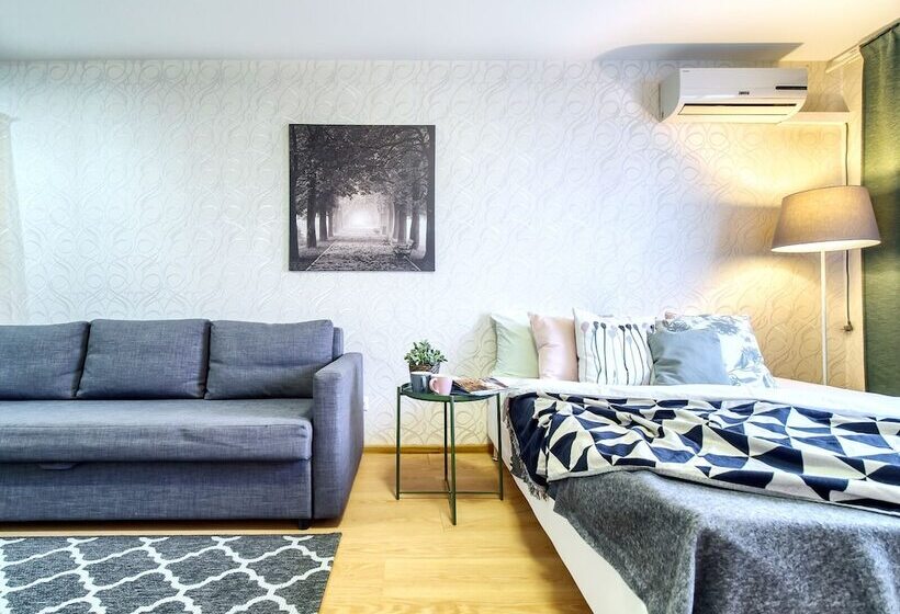 فندق Kvartalapartments On Volzhskaya Naberezhnaya, 19