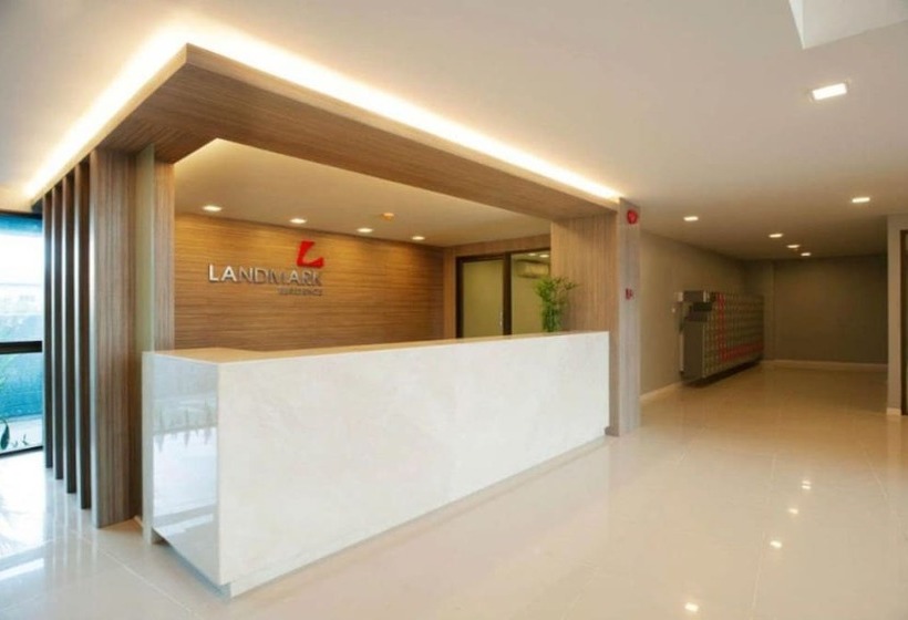 בית מלון כפרי Landmark Residence